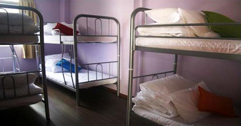 Beds Guesthouse Hostel Kuching Habitación foto